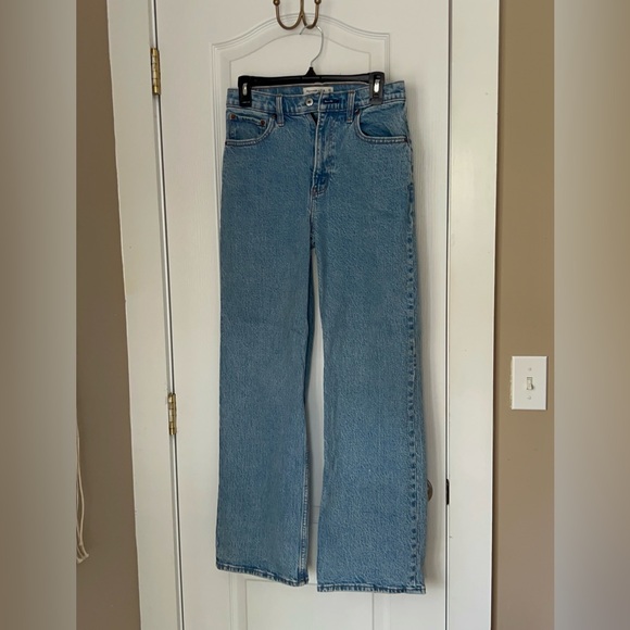 Abercrombie & Fitch Denim - Abercrombie High Rise 90s Relaxed Jean